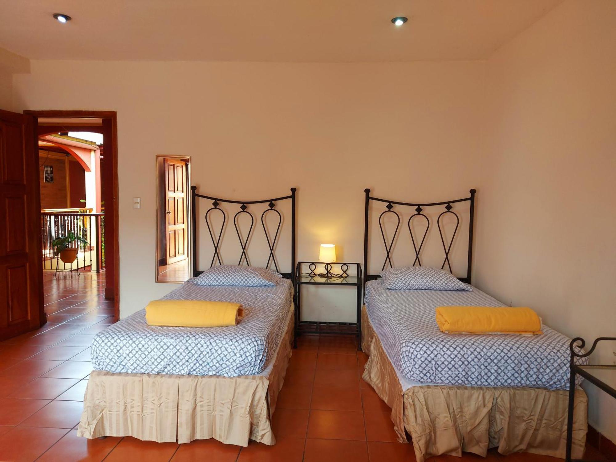 Hostal Lolita'S Boutique Granada Εξωτερικό φωτογραφία