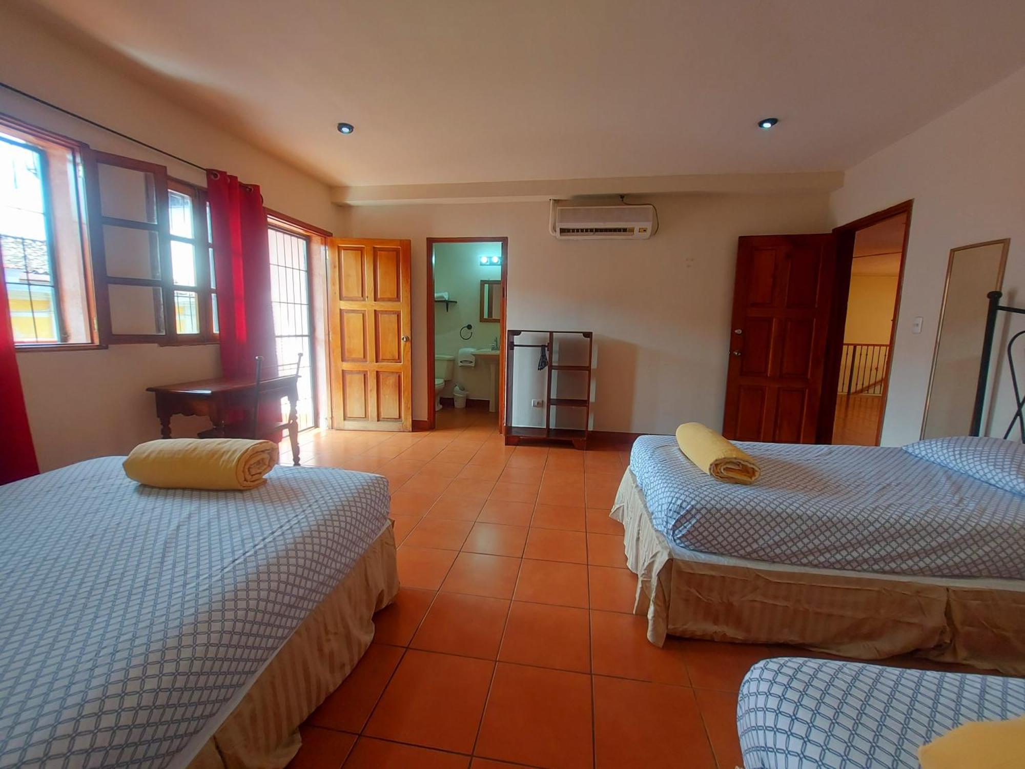 Hostal Lolita'S Boutique Granada Εξωτερικό φωτογραφία