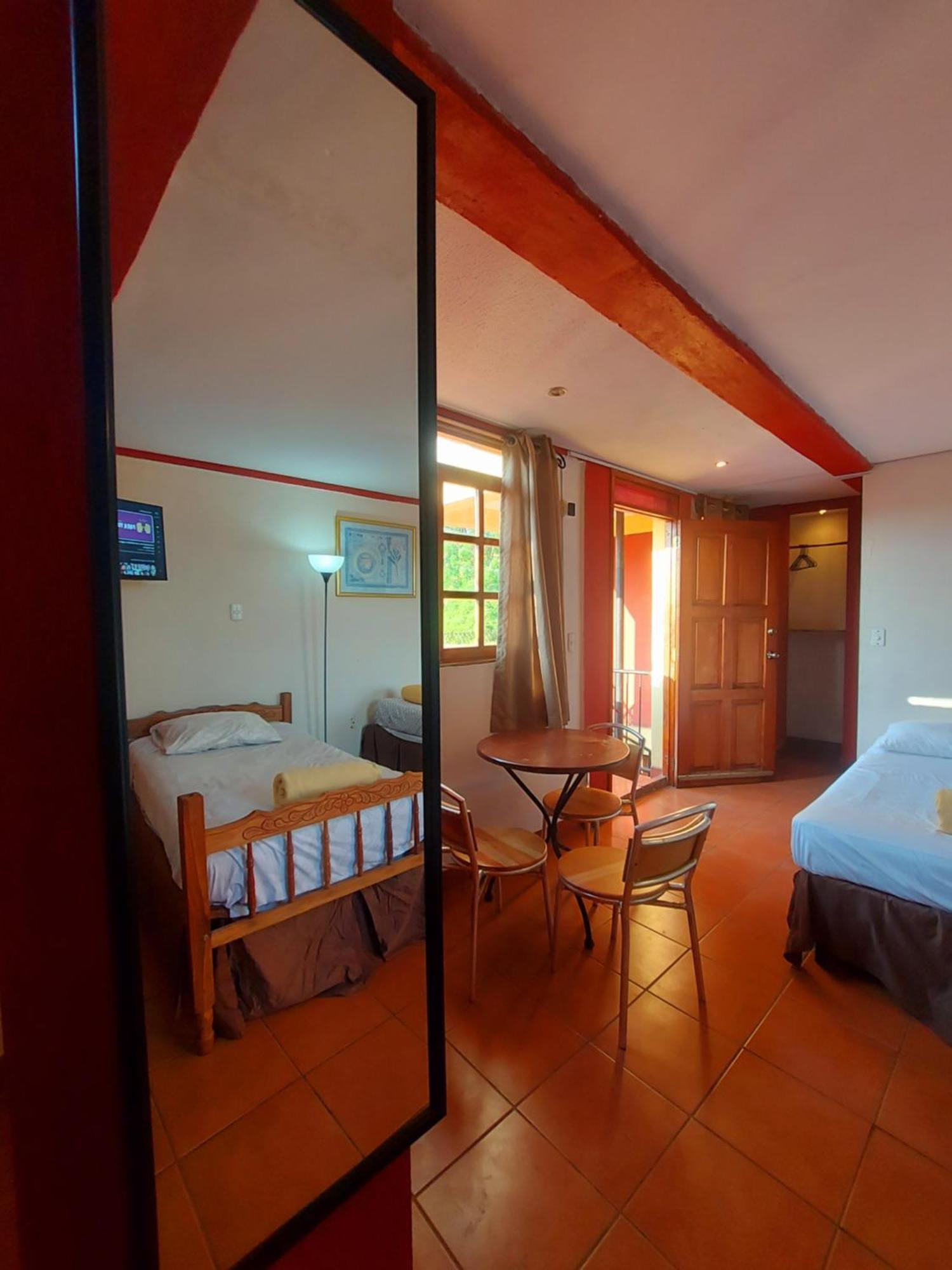 Hostal Lolita'S Boutique Granada Εξωτερικό φωτογραφία