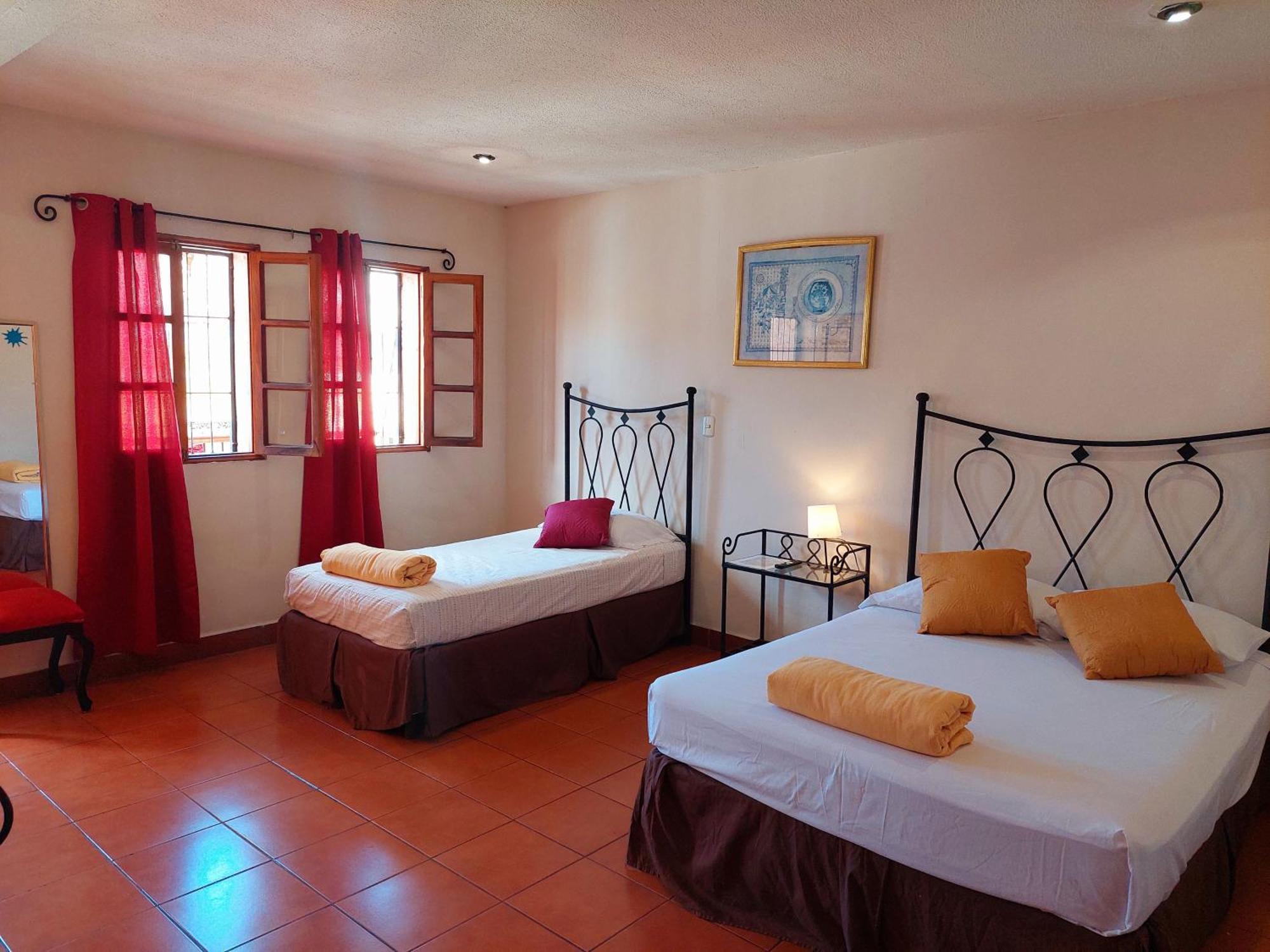 Hostal Lolita'S Boutique Granada Εξωτερικό φωτογραφία