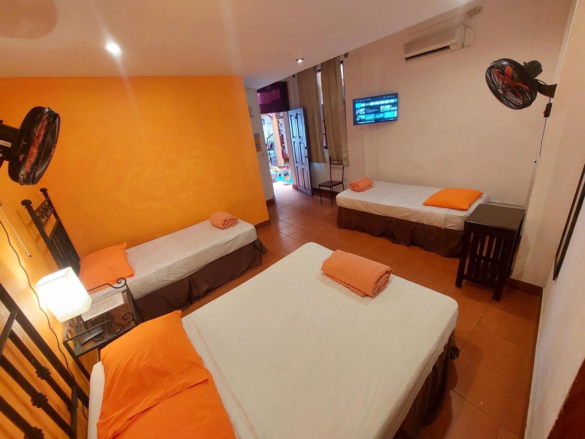 Hostal Lolita'S Boutique Granada Εξωτερικό φωτογραφία
